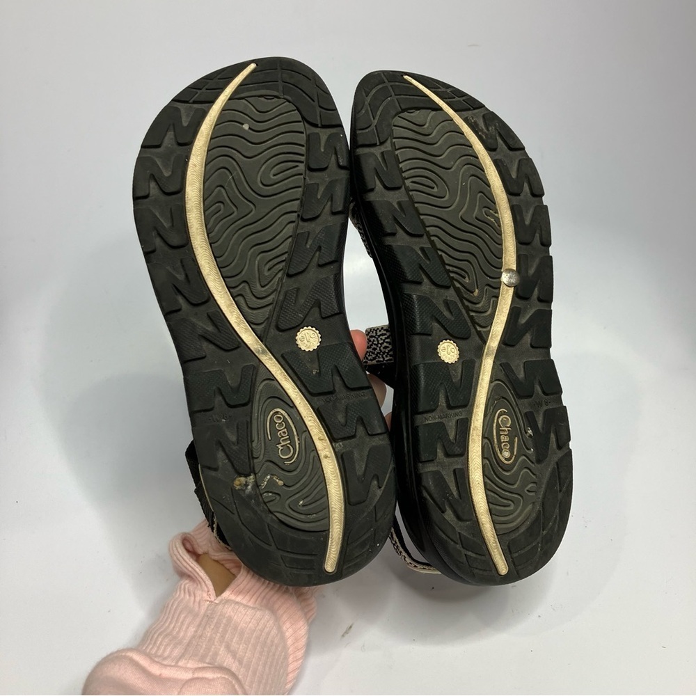 Chaco Z Volv 2โ black & white sandals size 8 - Picture 5 of 7
